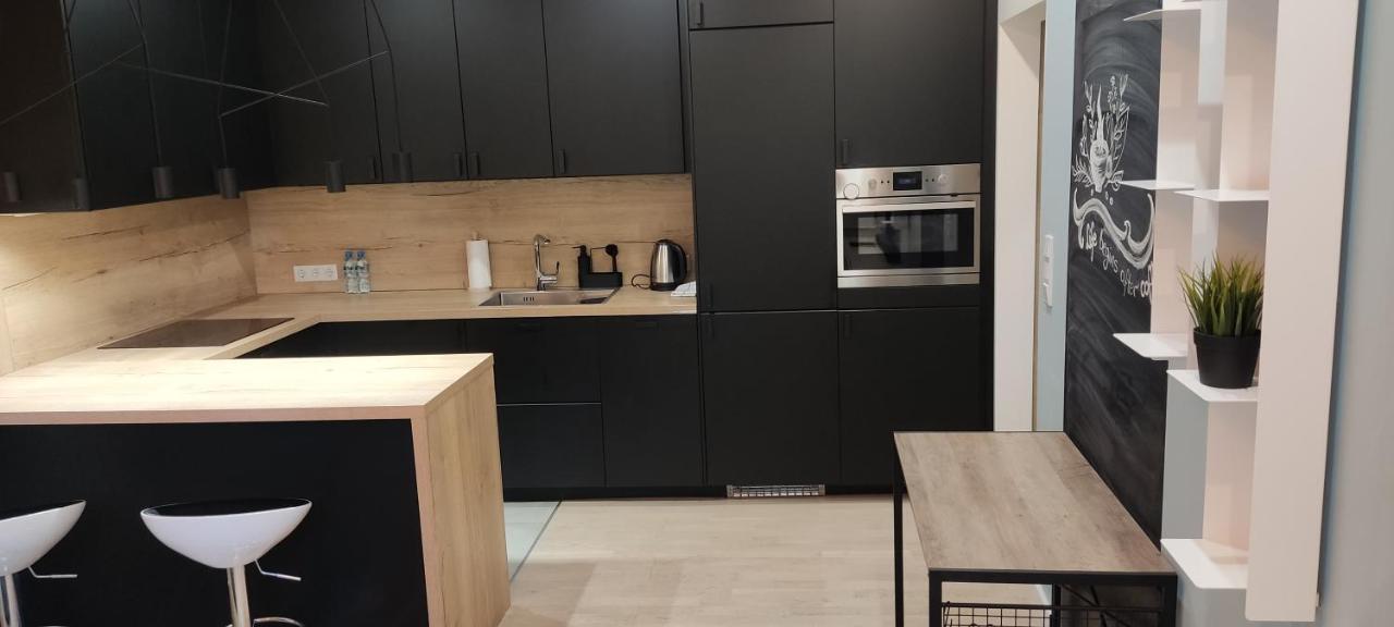 Be My Guest- Fontany Luxury Apartment Metro Wi-Fi Free Parking Zone Varsovia Exterior foto